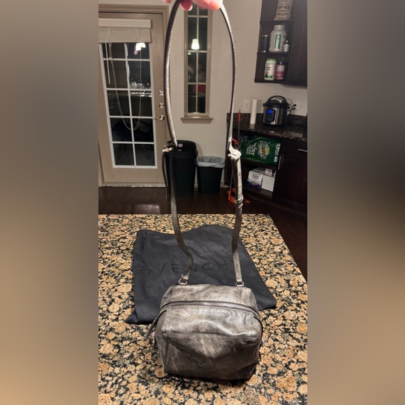 Givenchy Small Pandora Leather Messenger Bag Unworn Sold Out - Picture 6 of 6